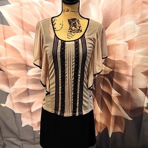 Super cute Maurice blouse